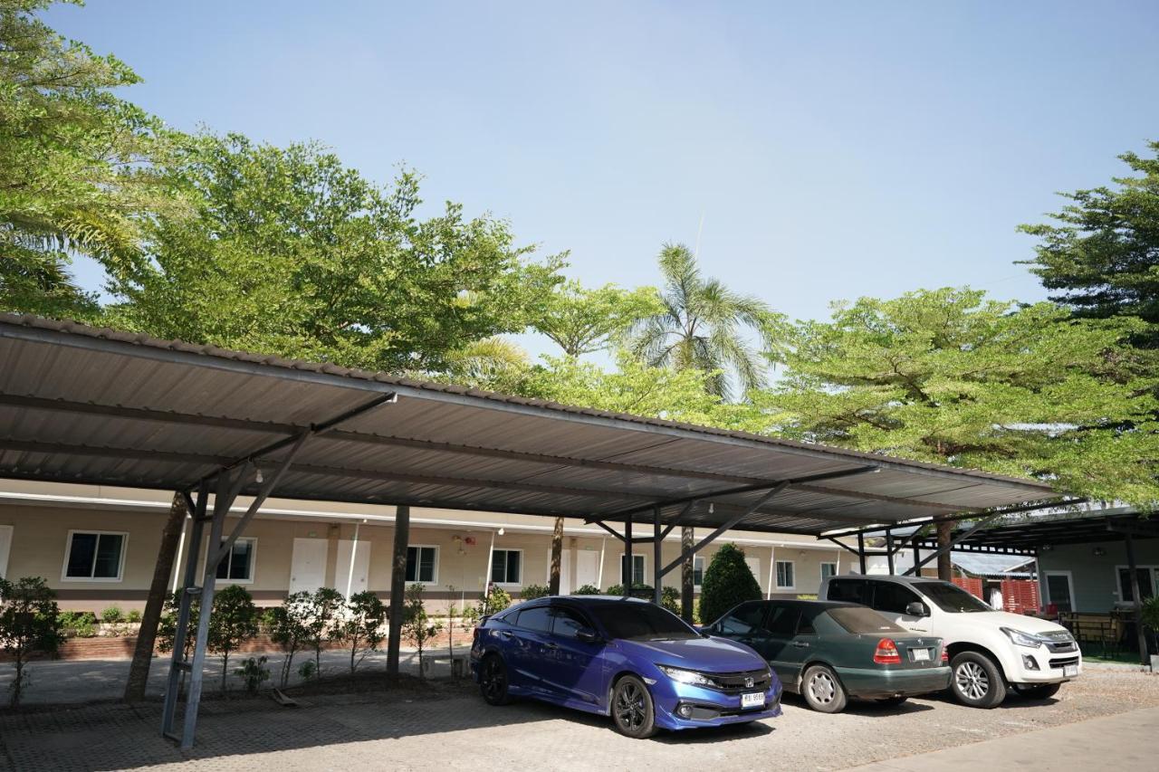 Baan Sabuy Jung Hotel Aranyaprathet Exterior photo