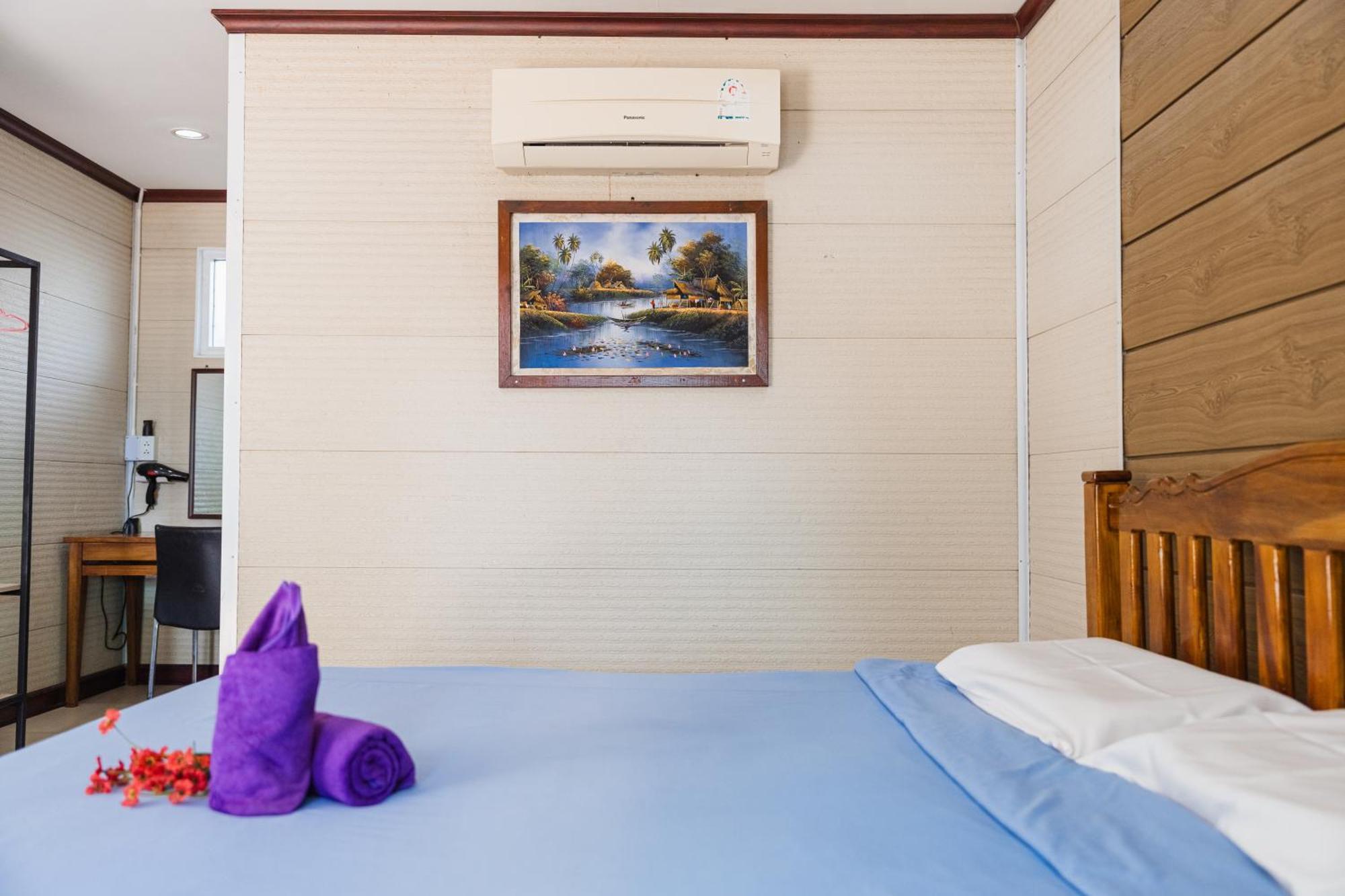 Baan Sabuy Jung Hotel Aranyaprathet Exterior photo